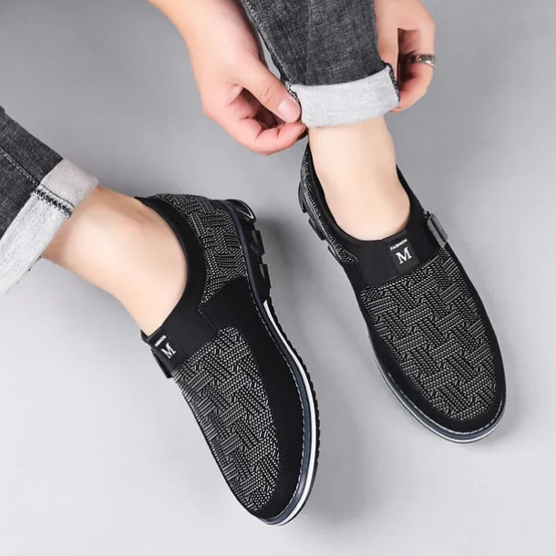 Men's Slip-On Casual Loafers – Black and Gray Patterned Breathable Shoes with Metal Buckle, Comfortable and Lightweight for Everyday Wear