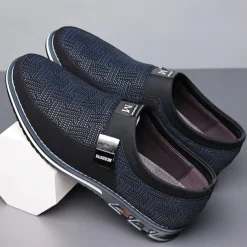 Men's Slip-On Casual Loafers – Black and Gray Patterned Breathable Shoes with Metal Buckle, Comfortable and Lightweight for Everyday Wear