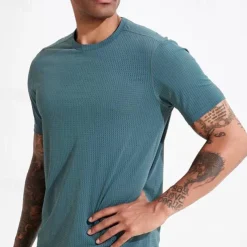 Men's T shirt Short Sleeve Crew Neck Tee Tshirt Muscle T-Shirt Short Sleeve Shirt Outdoor Quick Dry Workout Soft Sweat wicking Polyester Dark Grey Black White Gym Climbing Camping / Hiking / Caving