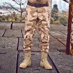 Men's Tactical Combat Boots – High-Top Military Desert Boots with Lace-Up Design for Outdoor Hiking & Work