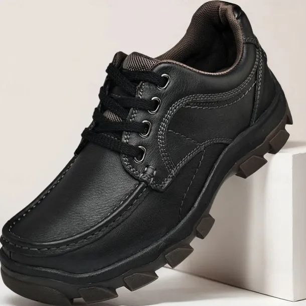 Men's Tan Lace-Up Sneakers with Traction Rubber Outsoles - Comfortable and Breathable for Outdoor Adventures and Casual Day Wear