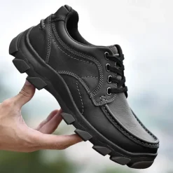 Men's Tan Lace-Up Sneakers with Traction Rubber Outsoles - Comfortable and Breathable for Outdoor Adventures and Casual Day Wear