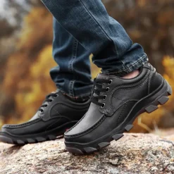 Men's Tan Lace-Up Sneakers with Traction Rubber Outsoles - Comfortable and Breathable for Outdoor Adventures and Casual Day Wear