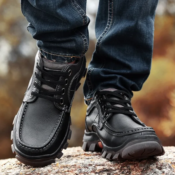 Men's Tan Lace-Up Sneakers with Traction Rubber Outsoles - Comfortable and Breathable for Outdoor Adventures and Casual Day Wear