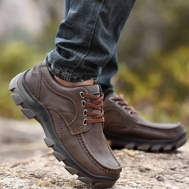 Men's Tan Lace-Up Sneakers with Traction Rubber Outsoles - Comfortable and Breathable for Outdoor Adventures and Casual Day Wear