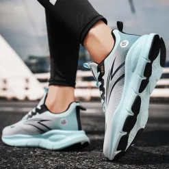 Men's Warm Lined Running Sneakers, Lightweight Cushioned Athletic Shoes with Lace-Up Design for Winter Outdoor Sports and Daily Wear