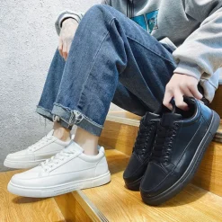 Men's White Casual Sneakers with Lace-up Closure and Comfortable Sole – Stylish Everyday Shoes for Walking and Leisure