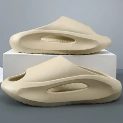 Men's White Slide Sandals with Red Cutout Design – Lightweight and Comfortable Slip-On Footwear for Casual and Summer Wear