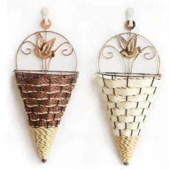 Mental Wall Art Artificial Vase Basket for Flower Arranging Triangle Wall Hanging Iron Rattan Wall Hanging Flower Holder Interior Decoration