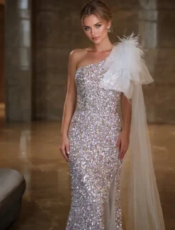 Mermaid / Trumpet Prom Dresses Elegant Dress Formal Wedding Sweep / Brush Train Sleeveless One Shoulder Tulle with Feather Glitter