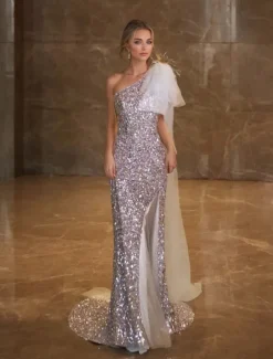 Mermaid / Trumpet Prom Dresses Elegant Dress Formal Wedding Sweep / Brush Train Sleeveless One Shoulder Tulle with Feather Glitter