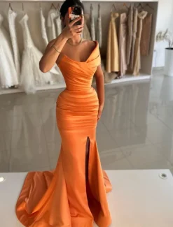 Mermaid Prom Dresses Elegant Dress Formal Prom Floor Length Sleeveless Off Shoulder Satin with Ruched Slit Masquerade Dress