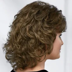 Middle Soft Wispy Layers with Sides Brushed Forward Or Back Wig For A Natural Look / Multi-tonal Shades of Blonde and Brown for White Women Fluffy Synthetic Hair