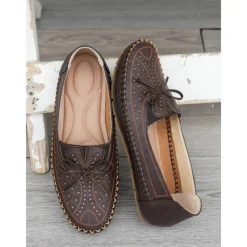 Moccasin Loafers for Women – Soft Shoes with Bow Detail and Rhinestone Design, Ideal for Casual Comfort and Spring/Summer Walks