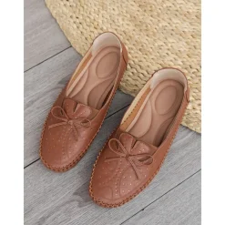 Moccasin Loafers for Women – Soft Shoes with Bow Detail and Rhinestone Design, Ideal for Casual Comfort and Spring/Summer Walks