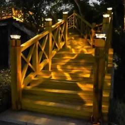 New Solar Powered LED Square Fence Light Solar Post Light White Warm Lamp Outdoor Lighting Waterproof Pillar IP65 Outdoor Solar Lamp for Garden 1PC