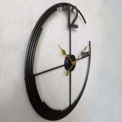 Nordic Modern Light Luxury Wall Clock Fashion Simple Metal Mute Hanging Clock Home Living Room Creative Pendant Watch Decor 60 cm