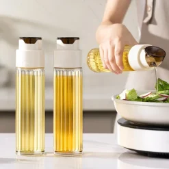 Oil Bottle Cooking Seasoning Sauce Bottle Glass Storage Bottles For Oil and Vinegar Creative Oil Dispenser For Kitchen Accessory