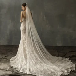 One-tier Elegant & Luxurious Wedding Veil Cathedral Veils with Faux Pearl 78.74 in (200cm) Tulle / Angel cut / Waterfall dress to impress