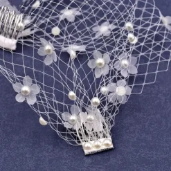 One-tier Stylish / Pearls Wedding Veil Blusher Veils / Birdcage Veils with Faux Pearl / Petal Tulle