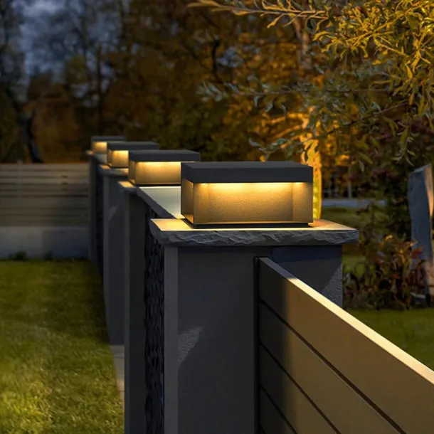 Outdoor Post Lights Retro Outdoor LED Deck Fence Cap Light for Patio Garden Decoration Fence Lights Warm White Stainless Steel Black Exterior Pillar 110-240V