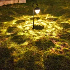 Outdoor Solar Garden Hanging Lantern Light Super Waterproof Solar Wall Lamp Villa Porch Courtyard Decoration Atmosphere Lights