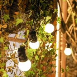 Outdoor Solar String Light 5M Waterproof String Light with Remote Control G50 Bulb Light Outdoor Waterproof LED String Light 10LEDs Fairy Lights Garden Patio Wedding Christmas Cafe Decoration Lamp