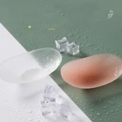 1Pair Soft Silicone Shoulder Anti Slip Padded Shoulder Pad for Woman Shoulder Enhancer Reusable Self-Adhesive Clothing Decoration