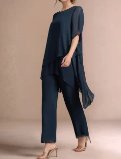 Pantsuit 2 Piece Mother of the Bride Dress Classic Crew Neck Elegant Asymmetrical Chiffon Short Sleeve with Solid Color