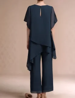 Pantsuit 2 Piece Mother of the Bride Dress Classic Crew Neck Elegant Asymmetrical Chiffon Short Sleeve with Solid Color