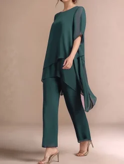 Pantsuit 2 Piece Mother of the Bride Dress Classic Crew Neck Elegant Asymmetrical Chiffon Short Sleeve with Solid Color