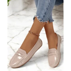 Patent Leather Loafers for Women – Elegant Slip-On Flats with Classic Design for Casual and Office Wear