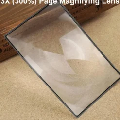 1pc A4 Card Reading PVC Magnifying Glass Large Area Ultra-Thin Business Card Type Magnifying ,3X (300%) Page Magnifying Lens,Reading Magnifier For The Elderly, Back to School Gift