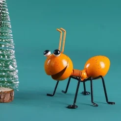 1pc Creative Iron Art Ant Animal Ornament, Home Decor