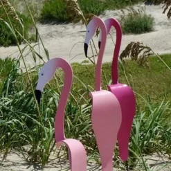 1pc Flamingo Yard Ornament, Swirl Bird-a Whimsical and Dynamic Bird That Spins with The Slight Garden Breeze, Flamingo Garden Yard Decor