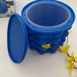 1pc, Plastic Ice Bucket, Quick Cold Preservation Ice Maker, Ice Making Wine Containers, Size Ice Bucket Circular Ice Maker, Commercial Ice Maker, Summer Essential