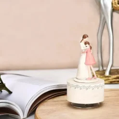 1pc Resin Musical Box 5.5 Inch Mother-Daughter Figurine Ideal Gift For Mom From Daughter For Birthday Mothers Day Gift For Home Room Living Room Office Decor