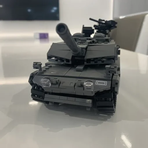 898pcs City SWAT Police Rotating Crawler Tank Model - Authentic Building Blocks with 4 Soldier Figures Weapon Accessories and Stacking Bricks for Creative Play Ideal Christmas Halloween and Birth