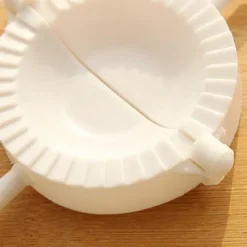 3pcs Dumpling Maker, Empanadas Press Mold Maker, Dumpling Mold For Pierogi, Pastelitos, Calzone, Turnovers, Chinese Dumpling, Kitchen Gadgets, Kitchen Supplies, Kitchen Stuff