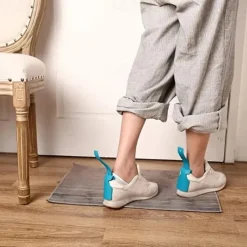 2pcs Lazy Shoes Helper, Sock Slider Handled Shoe Horn Shoe Lifting Helper, for Seniors Elderly Disabled Plastic Shoehorn Fits All Shoes