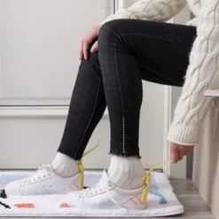 2pcs Lazy Shoes Helper, Sock Slider Handled Shoe Horn Shoe Lifting Helper, for Seniors Elderly Disabled Plastic Shoehorn Fits All Shoes