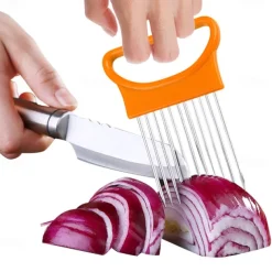 2PCS Onion Vegetables Slicer Cutting Tomato Slicer Cutting Aid Holder Guide Slicing Cutter Safe Fork Onion Cutter Kitchen Accessories