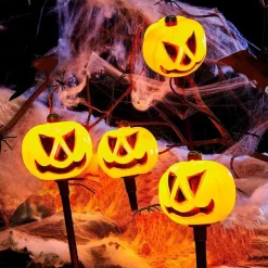 5pcs Solar Halloween Outdoor Waterproof Lawn Lights Pumpkin Skull Headlights Villa Courtyard Walkway Outdoor Garden Landscape Lamp Halloween Party Scary Night Light