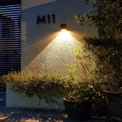 1/2pcs Solar Outdoor Wall Lights Patio Lights Fence Light for Garden Patio Balcony Courtyard Villa Porch Yard Decoration Atmosphere Waterproof Wall Lamp