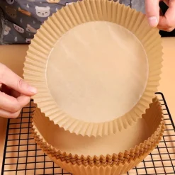 200PCS Special Paper for Air Fryer Baking Oil-proof and Oil-absorbing Paper for Household Barbecue Plate Food Oven Kitchen Pan Pad