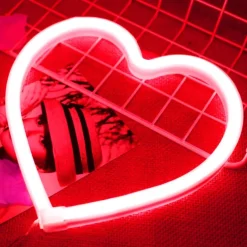 Pink Heart Neon Sign LED Light Battery Operated / USB Powered Table and Wall Decor Lamp for Dorm Girl's Room Mothers Day Valentine's Day Party Birthday Home Christmas Decoration