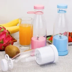 Portable Juicer, Mini Electric Fruit Blender, Rechargeable Juice Maker, Compact Shake Cup for Smoothies & Juices