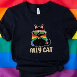 Rainbow LGBTQ Ally Cat T-shirt Pride Shirts Pride Graphic For Couple's Men's Women's Adults' Masquerade Hot Stamping Pride Parade Pride Month