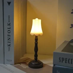 Retro Night Light Dormitory Bedroom Bedside Eye Protection Small Lamp Bedside Table European Mini Ornament Decoration Home Gifts