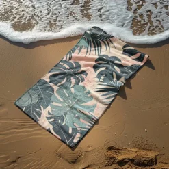 Sandproof Beach Towel Soft Cover Blanket Tropical Pug Large 3D Print Pattern Towel Bath Towel Beach Sheet Blanket Classic 100% Micro Fiber Comfy Blankets